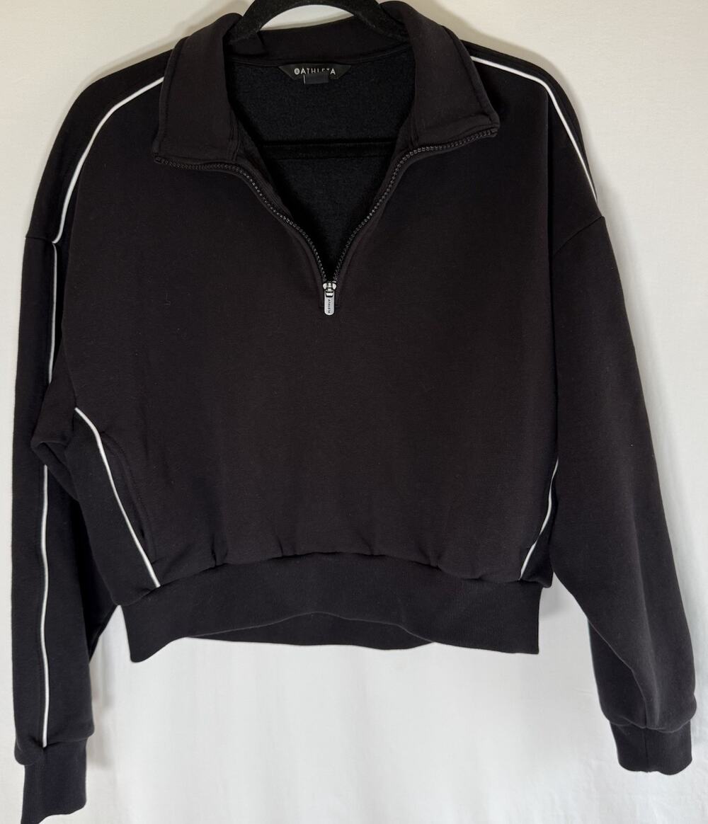 Athleta Forever Fleece 1/2 Zip Crop Sweatshirt Pockets Athleisure Travel Comfy M
